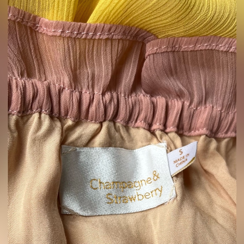 Champagne & Strawberry Women’s Beautiful Multicolor‎ Maxi Dress Size Small - Picture 4 of 6
